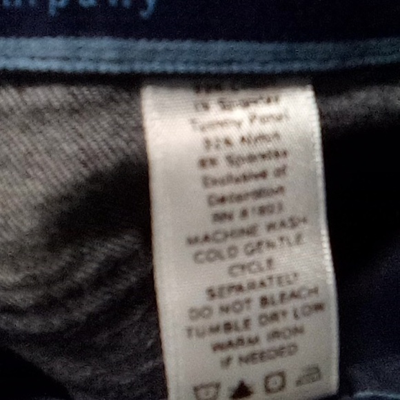 DENIM & Company ladies blue jeans. Size 4 Tall. Boot cut leg - Picture 9 of 9